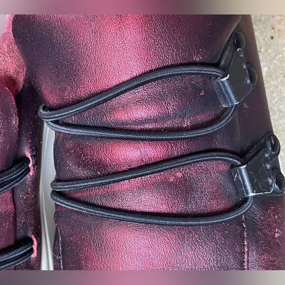 Frye Metallic Reddish/Purple Leather Upper Slip On Chunky Platform Shoes(37/6.5) - Picture 9 of 16